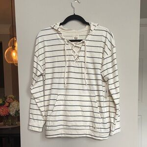 Billabong Cream‎ and Black Lace-Up Top